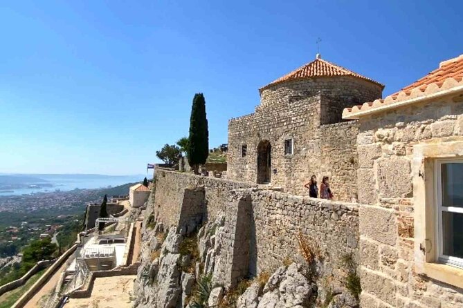 2 Day Pass with Sightseeing Bus - Split panoramic drive plus the multi-language audio loop