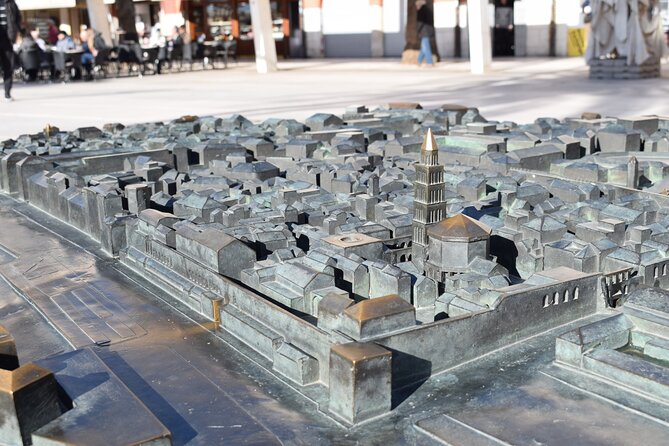 90-min Diocletian Palace Walking Tour - The City Clock stop: that 24-digit detail you’ll actually remember