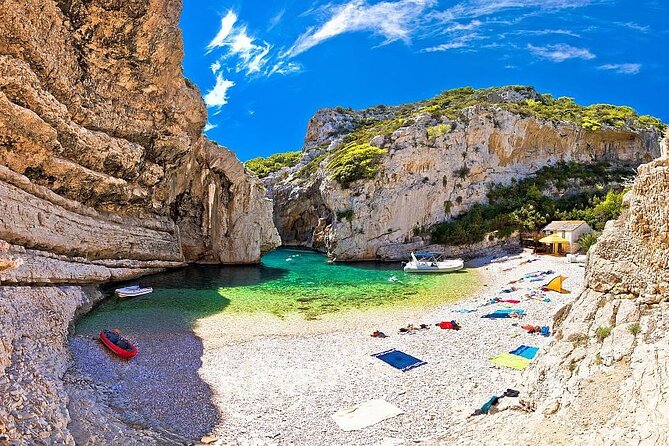 Blue and Green Cave Speedboat Excursion from Hvar Town - Key things I’d watch for on this Hvar caves speedboat day