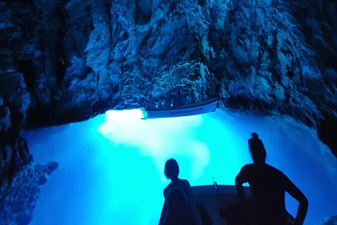 BLUE CAVE & 5 islands tour from Hvar - Palmizana Botanical Garden and Palmižana lunch break