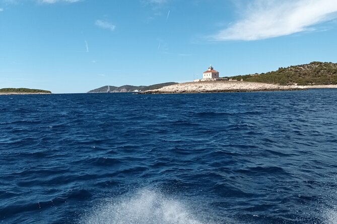 BLUE CAVE & 5 islands tour from Hvar - Blue Cave at Biševo: the glowing hour depends on conditions
