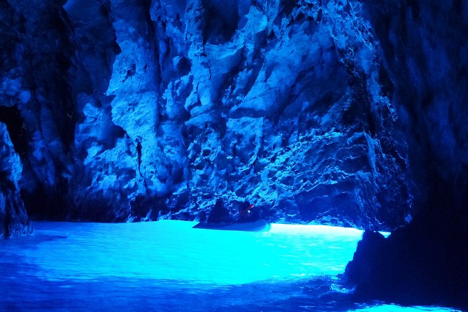 Blue cave and Hvar - 5 Islands speedboat tour from Split - Quick hits before you go