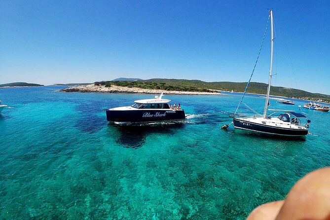 Blue cave and Hvar - 5 Islands speedboat tour from Split - Speedboat schedule that works when you are short on time
