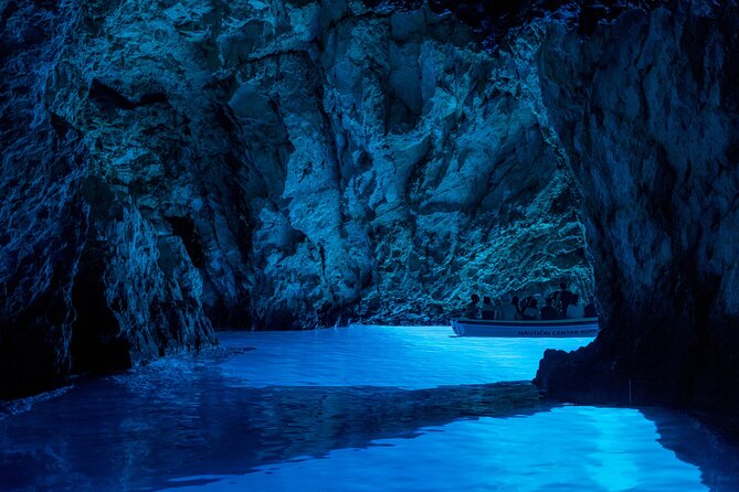 Blue Cave and Hvar 5 Islands Tour from Split - Inside the Blue Cave: UNESCO Geopark Magic, When It Works