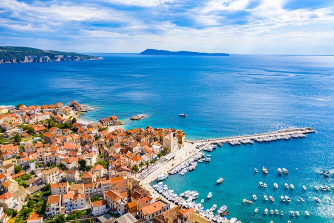 Blue Cave and Hvar 5 Islands Tour from Split - Bisevo’s Crystal Water Break: Quick, But Memorable