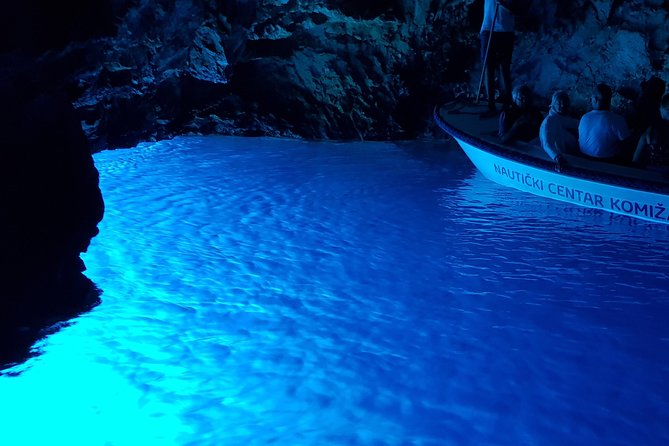 Blue Cave and Hvar Tour from Trogir - Getting to the boat and staying on schedule in Trogir