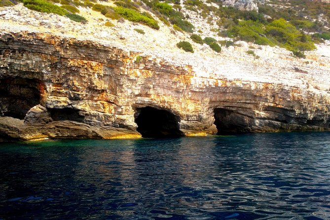 Blue Cave & Hvar : Five Islands Private Speedboat tour - Pakleni Islands and Hvar: short scenic stops with big payoff