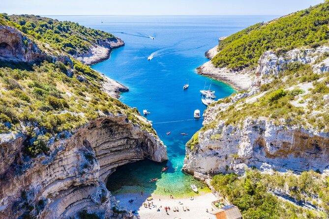 Blue Cave & Island Escape: A Unique 6-Island Adventure from Split - Blue Cave on Bisevo: ticket reality and the short window