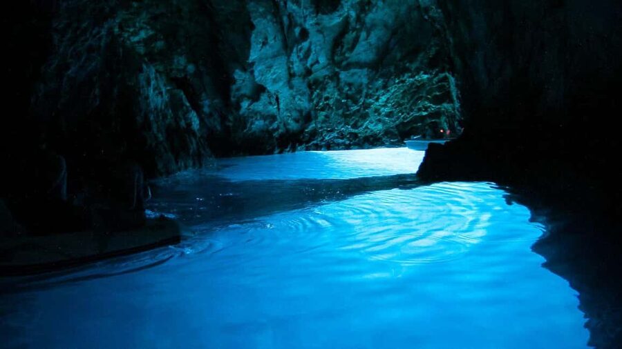 Blue Cave & Island-Hopping Tour with Snorkeling from Split - Stiniva Bay Swim Stop: The Calm Beach Moment in the Middle of the Day