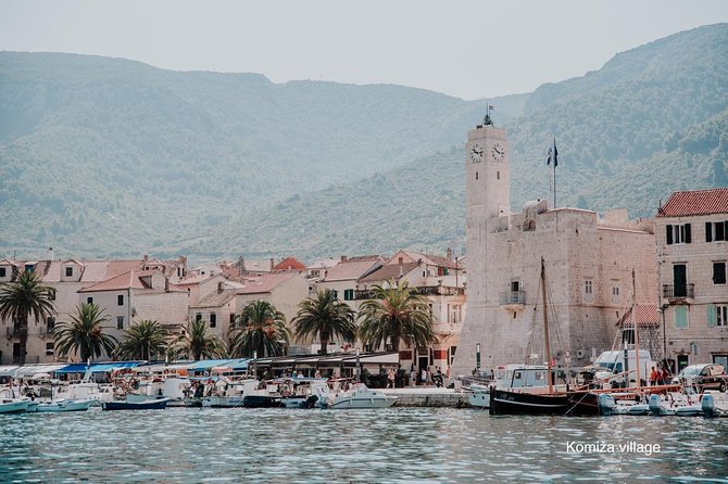 Blue cave, Mamma Mia and Hvar, 5 islands speedboat tour - The itinerary, stop by stop, and what each one feels like