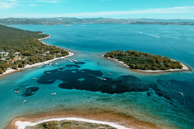 Blue Lagoon & 3 Islands Small-Group Speedboat Tour - Stop 3 on Šolta: Maslinica, Pebble Beaches, and Fishing-Village Calm