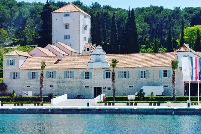 Blue Lagoon and Solta Island from Split-Private Tour - Why this Split private speedboat route feels efficient