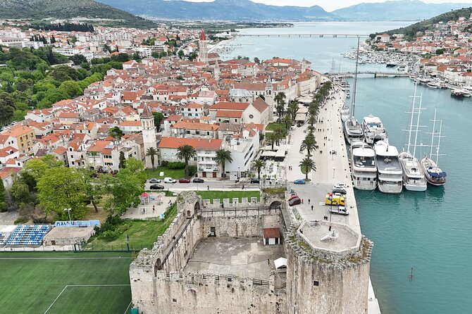 Blue Lagoon Tour from Split with Bottled Water and Wine Included - Trogir: UNESCO streets, fort views, and cathedral time