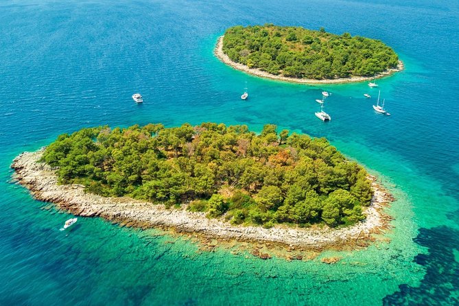 Blue Lagoon & Wine tasting - 3 islands tour - Necujam and Stomorska on Solta: local rhythm and real downtime