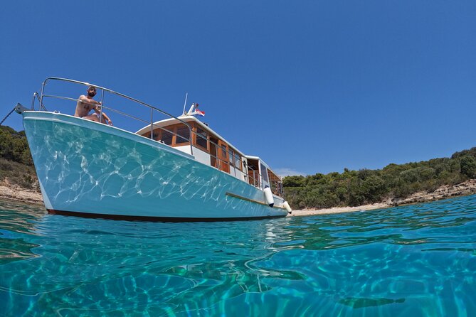 Boat Tour at Delfina Hvar - Why this Hvar and Pakleni boat day works so well