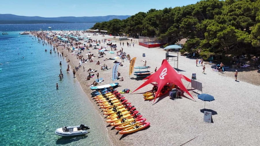 Bol: Zlatni Rat Beach Kayak Tour with Snorkeling - Where You Meet and What to Look For