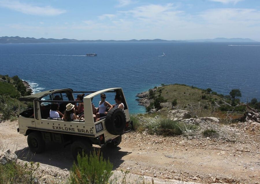 Brač: Island Exploration Tour by Four-Wheel Drive Jeep - Nerežišća and the island’s “weird local” detail stops