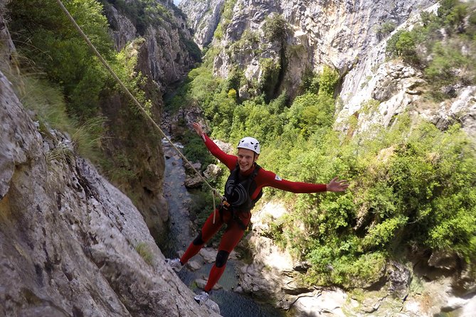 Canyoning advanced on Cetina river from Omiš - Weather, water levels, and how your day stays flexible