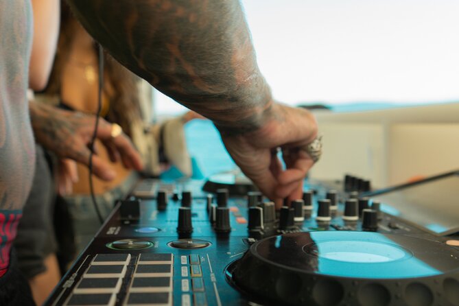 Captain’s Boat Party Split–Blue Lagoon Swim Stop + Free Shots &DJ - Price and value: what $34.76 really covers