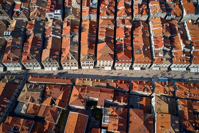 Dubrovnik Guided Group Tour with Ston Oyster tasting from Split & Trogir - Dubrovnik in a Day: why this format works