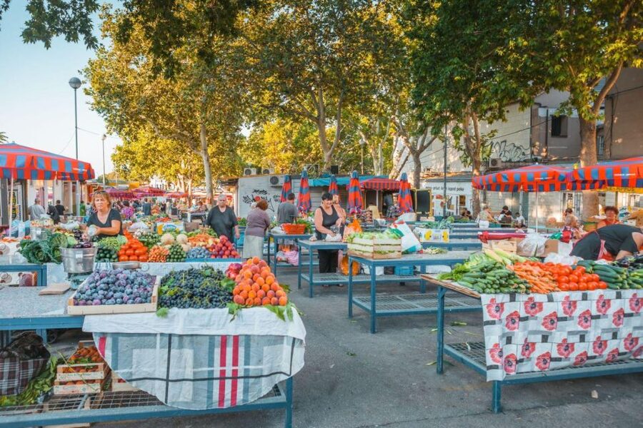 Food Tour in Split ( Small Group) - Green Market Taste Test: Prosciutto, Cheese, Soparnik