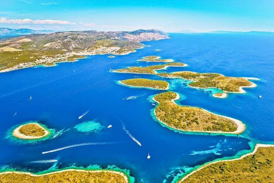 From Hvar: Blue and Green Cave Day Tour - Biševo’s Blue Cave: the shuttle boat ride and the photo moment