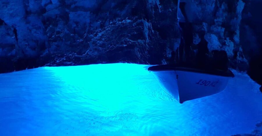 From Hvar: Vis Island and Blue Cave Speedboat Tour - Green Cave at Ravnik: The “Warm-Up” Stop That Sets the Tone