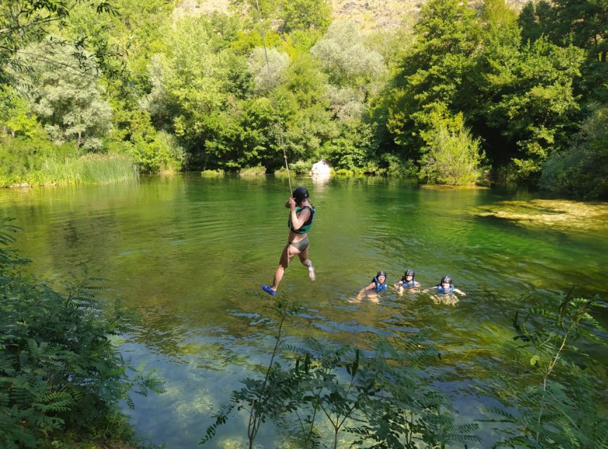 From Omiš/Split: Cetina River Rafting Experience - The short walk between breaks, and why it helps beginners