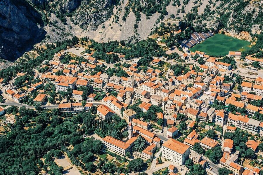 From Sinj: Flight Over Imotski, Trilj, Omiš, and Split - Who this flight fits best, and who should skip it