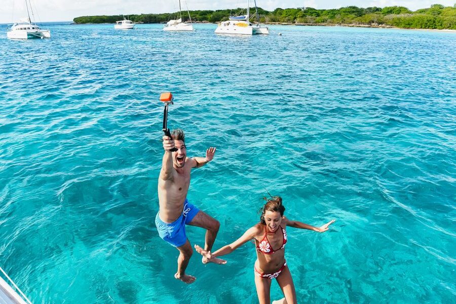 From Split: Blue Cave & 5 Islands with Vis & Hvar Boat Tour - Blue Cave (Biševo): The Main Event, with a Weather Reality Check