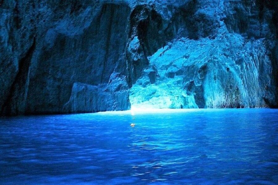 From Split: Blue Cave and 5 islands-Day Tour - A full-day boat loop from Split to Biševo, Vis, Pakleni, and Hvar