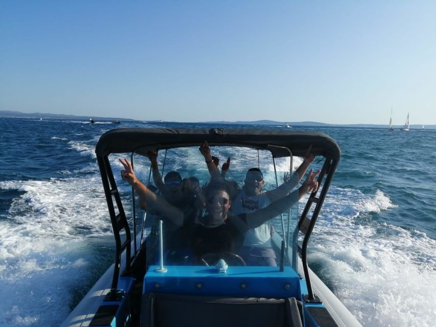 From Split: Blue Cave and 5 islands-Day Tour - Stiniva Cove: the photo stop that sets up the swimming