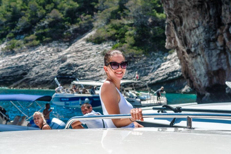 From Split: Blue Cave and Hvar Guided Tour by Luxury Boat - Milna and lunch timing: where the day gets comfortable