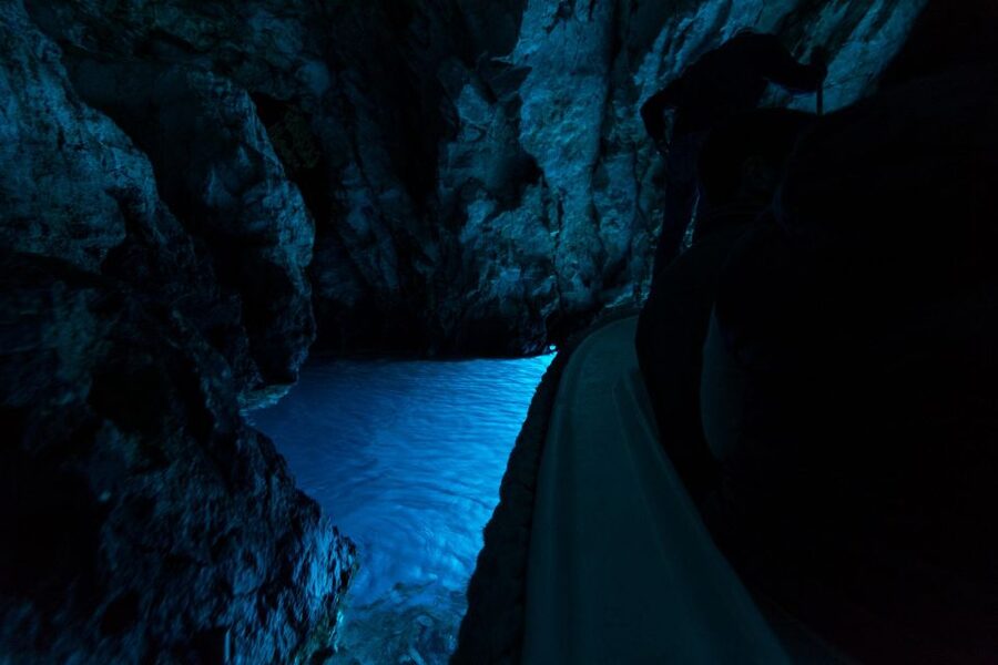 From Split, Croatia: Blue Cave & Hvar 5 Islands tour - Skipper and boat experience: modern speedboats, real time, shared fun