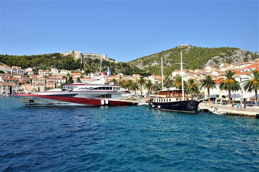 From Split, Croatia: Blue Cave & Hvar 5 Islands tour - Paklinski islets finale: the scenic cruise you’ll remember