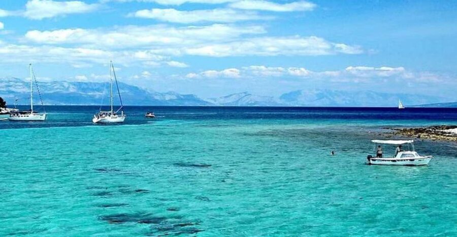 From Split: Islands & Blue Lagoon Cruise with Lunch & Drinks - Meeting at Slatine or Split, and why the start time matters