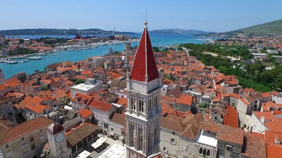From Split: Krka Waterfalls Cruise & Trogir Walking Tour - Skradin free time: swim options and what to do in one hour