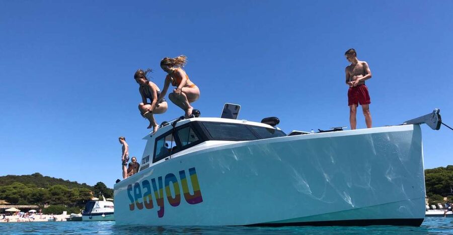 From Split: Luxury Cabin Boat Tour to The Blue Cave and Hvar - The Blue Cave Experience at Bisevo, Light, Rules, and Timing