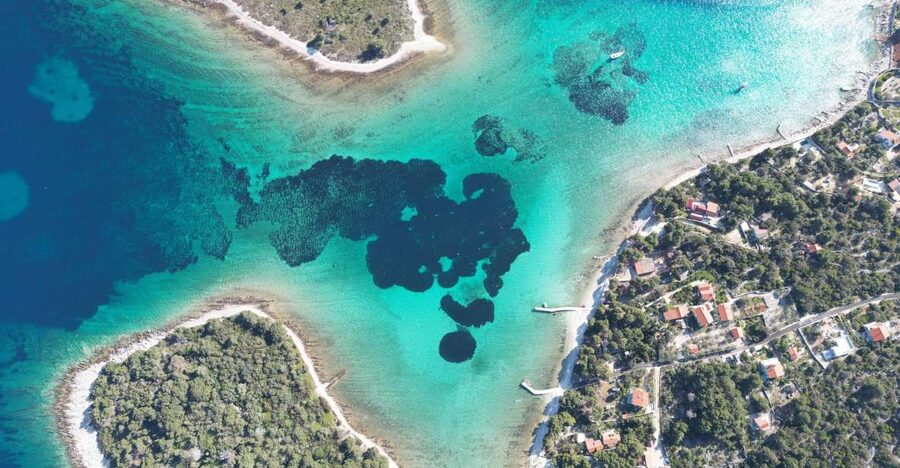From Split: Trogir & Blue Lagoon Boat Tour with Snorkeling - Entering the route, Split’s promenade to Split to Trogir by speedboat