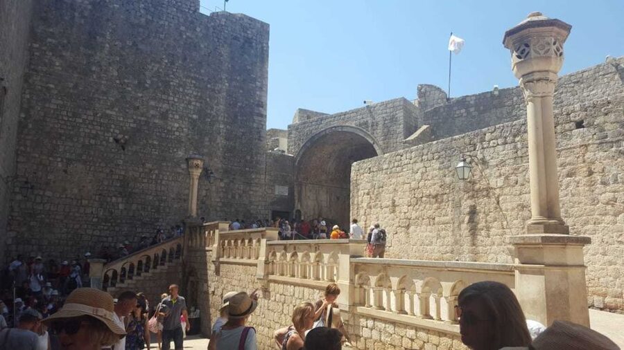 From Split/Trogir: Dubrovnik Guided Tour with a Stop in Ston - Price and logistics: is $88 a fair deal for this much ground covered?