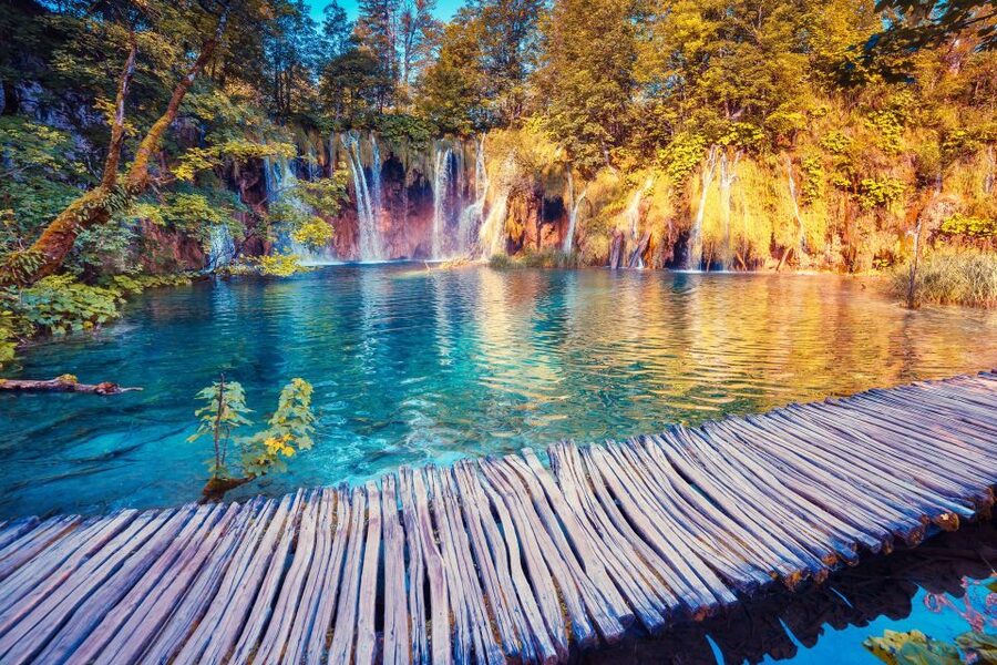 From Split/Trogir/Omiš: Plitvice Lakes Guided Group Tour - Morning Logistics: Pickup Options and the Drive Through Dalmatia to Lika