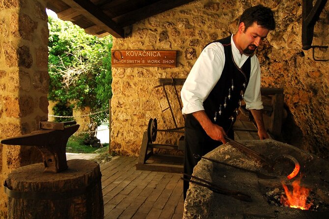 From Trogir, Seget, Okrug: Krka Waterfalls & Šibenik Culture Tour - Primošten: A Short, Scenic Finish Between Šibenik and Trogir