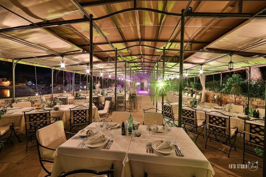 From Trogir: Sunset Private Tour - Dinner in Maslinica: Sea Views, Free Time, and What to Expect
