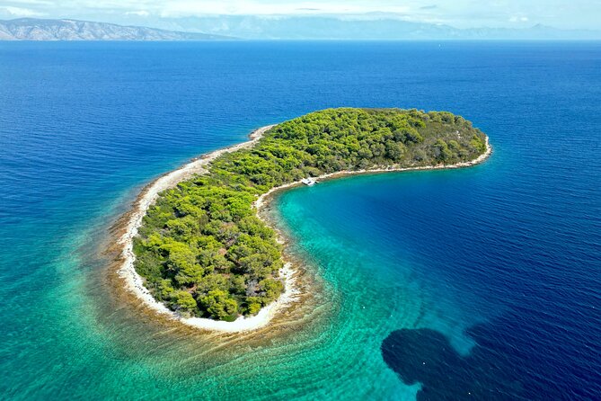 Golden Horn Beach & North Shore of Hvar Island Private Boat Tour - Price, private-boat math, and what to budget beyond the sticker
