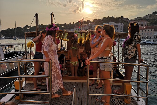 Half Day Private Group Boat Tour in Croatia - Mlini Beach and the return sail with Pakleni Islands views
