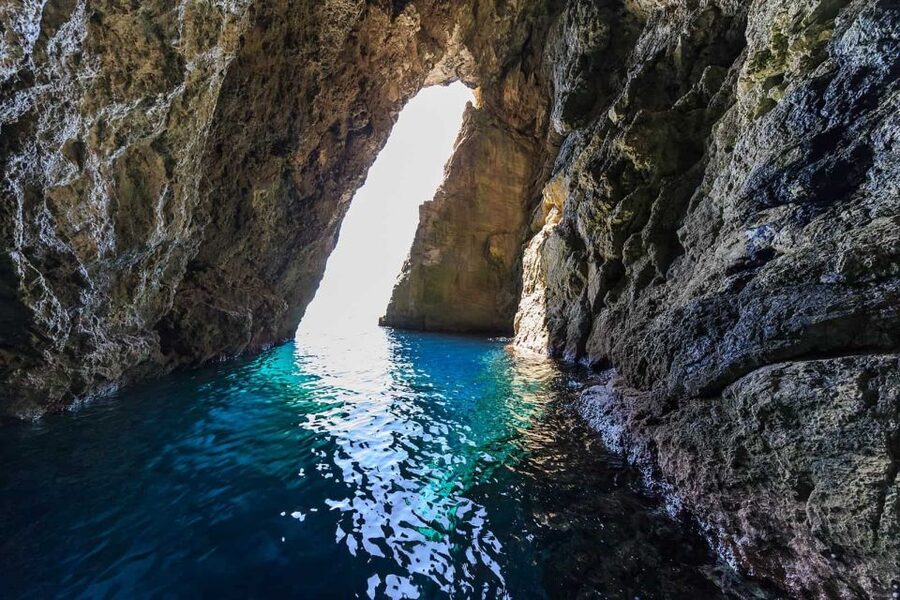 Hvar: Blue Cave, Green Cave & Stiniva Beach Speed Boat Tour - Stiniva Cove: Swim in a Cliff-Walled Place Only a Boat Reaches
