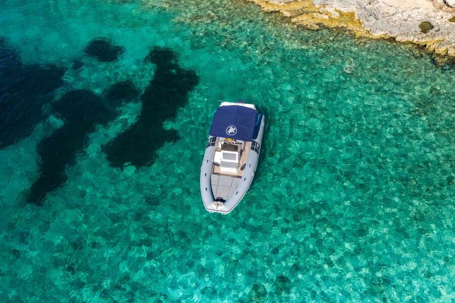 Hvar: Blue Cave, Green Cave & Stiniva Beach Speed Boat Tour - Finding Croffers and Avoiding the Meeting Point Headache