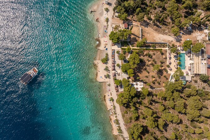 Hvar, Brač & Pakleni islands cruise with lunch & drinks from Split & Trogir - Crew and organization: why it often feels fun instead of chaotic