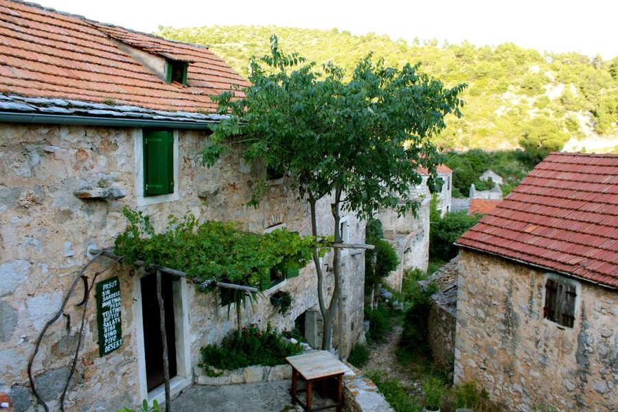 Hvar Hidden Gems Tour with Lunch or Dinner - Napoleon’s high-point fortress, Spanish harbor views, and the Hvar Town panorama