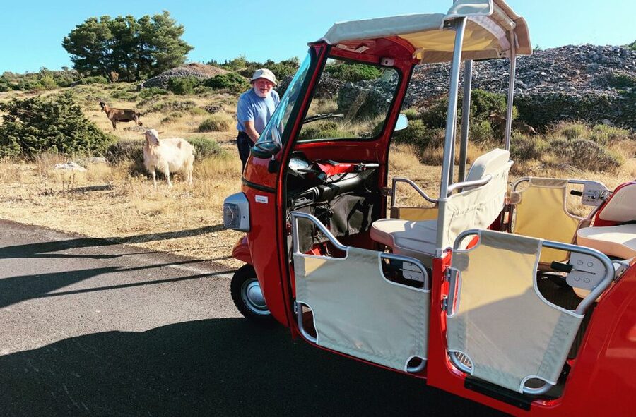 Hvar: Tuk Tuk island tour - Stari Grad Plain UNESCO viewpoint: seeing the bigger picture fast